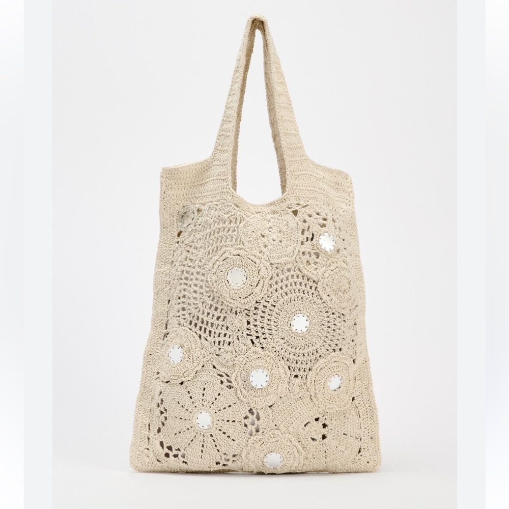 Zara NWT woven shopper bag 6209/410